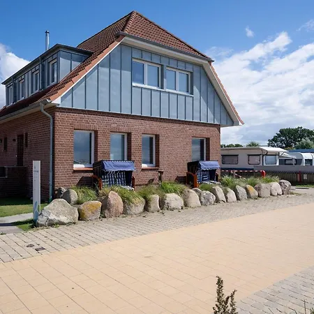 Am Strande 31 Neptun Apartment